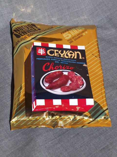 Mix of spices for preparing chorizo from the Ceylan brand